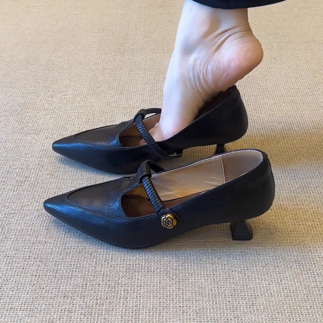 nnmiss/5cm气质法式羊皮尖头浅口山茶花丁字带粗跟通勤优雅单鞋