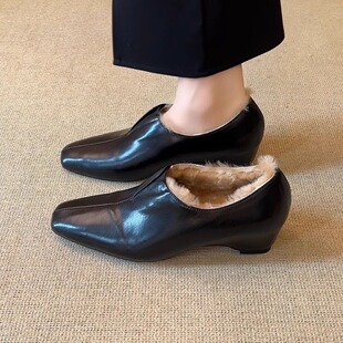 nnmiss/4.5cm简约气质方头小皮鞋保暖通勤复古深口内增高加绒单鞋