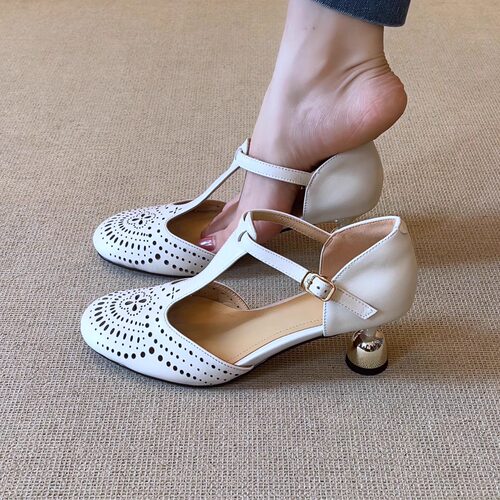 小众法式复古圆头洞洞包头凉鞋