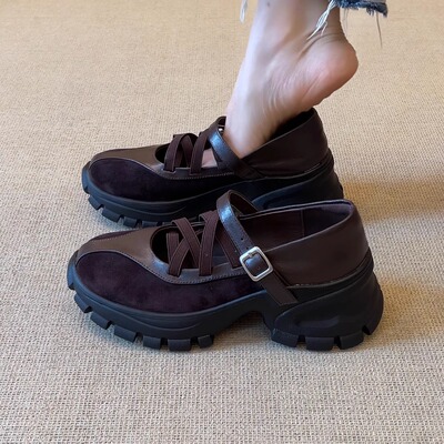 休闲运动风圆头拼接玛丽珍单鞋