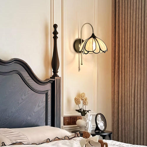 法式复古花瓣主卧床头壁灯