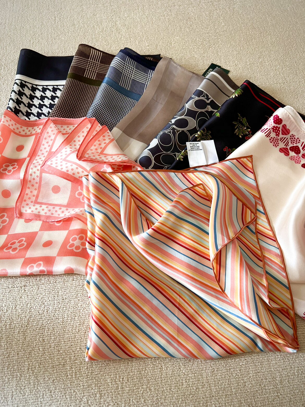 高端大气 桑蚕丝百搭装饰小方巾100%真丝气质印花护脖小领巾丝巾