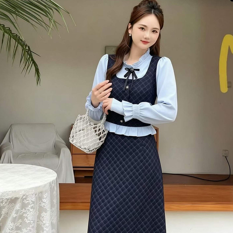 秋季淑女通勤格纹显瘦长袖套装
