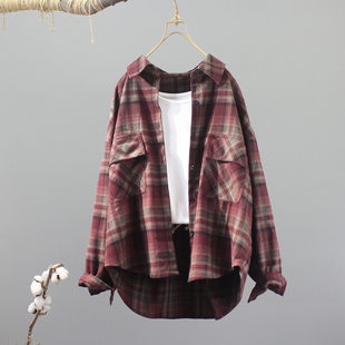 磨毛设计感口袋宽松简约长袖格子衬衫女2025秋装百搭格纹开衫上衣