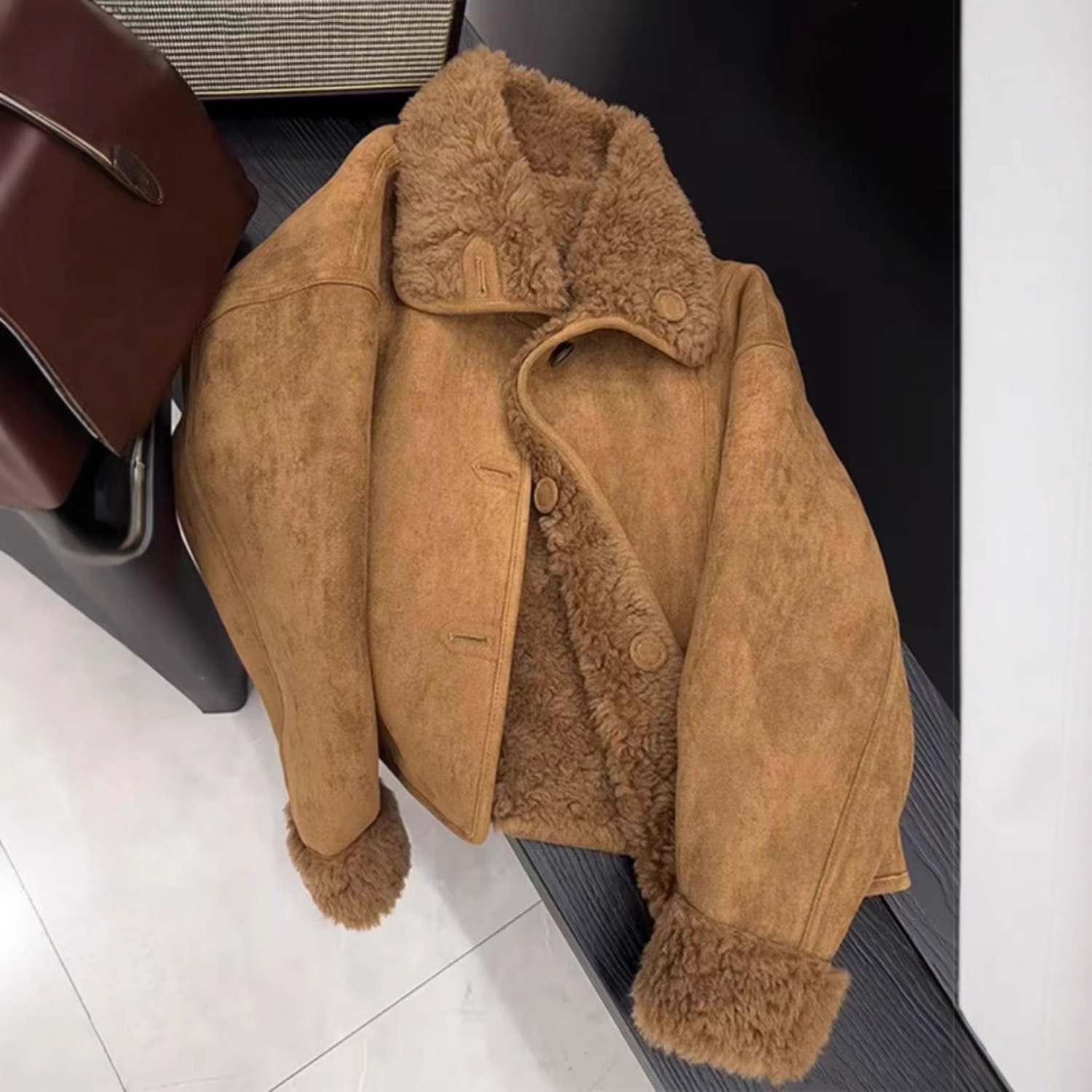 两面穿皮毛一体翻领羊羔毛冰服女冬季新款保暖加绒加厚冰衣外套潮