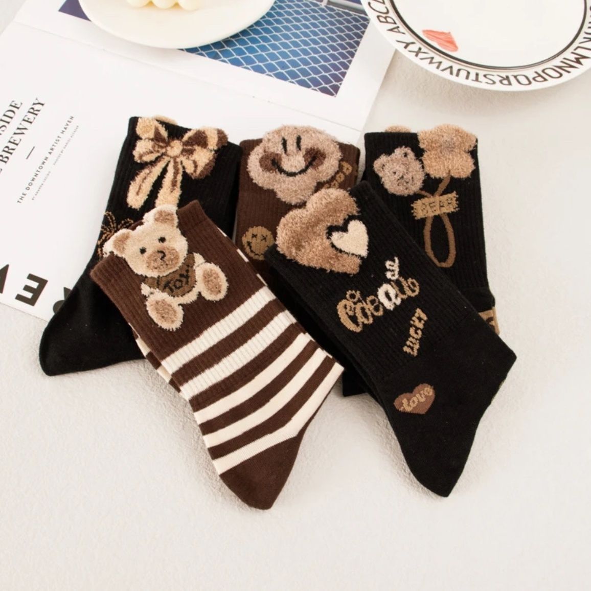 热销立体羽毛纱女长筒袜秋冬款ins潮款可爱网红百搭小熊蝴蝶结