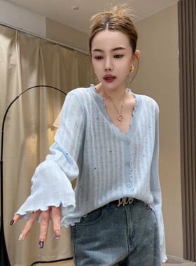 V领木耳边长袖针织开衫