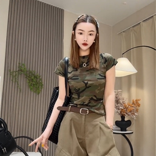 上衣女士2026新款夏季美式迷彩插肩短袖t恤复古高级感印花小衫潮