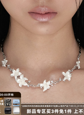 纯白樱花项链小众设计黑白锁骨链