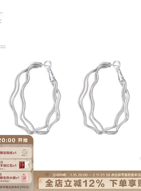 方圆脸姐妹闭眼入的大耳圈显脸小