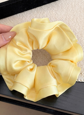 韩系奶黄色缎面大肠发圈女高级感超大丸子头扎马尾头绳皮筋头饰