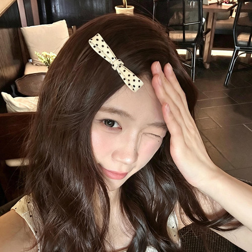 高级感米白蝴蝶结波点发夹
