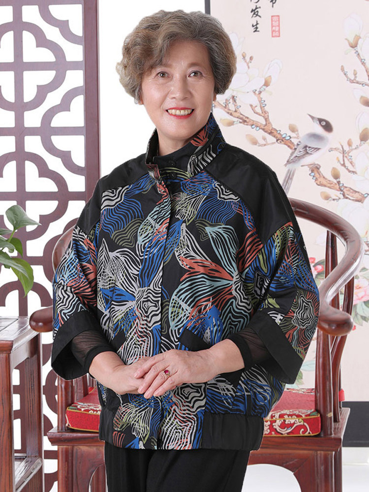 神采夫人奶奶春装风衣妈妈大码