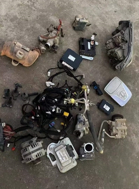 17年1.3T传祺GS3发动机变速箱电脑板ecu车身控制模块防盗着车一套