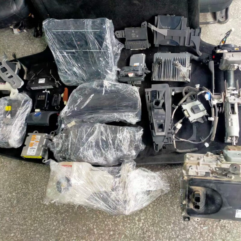 丰田亚洲龙油电混动发动机变速箱车用芯片