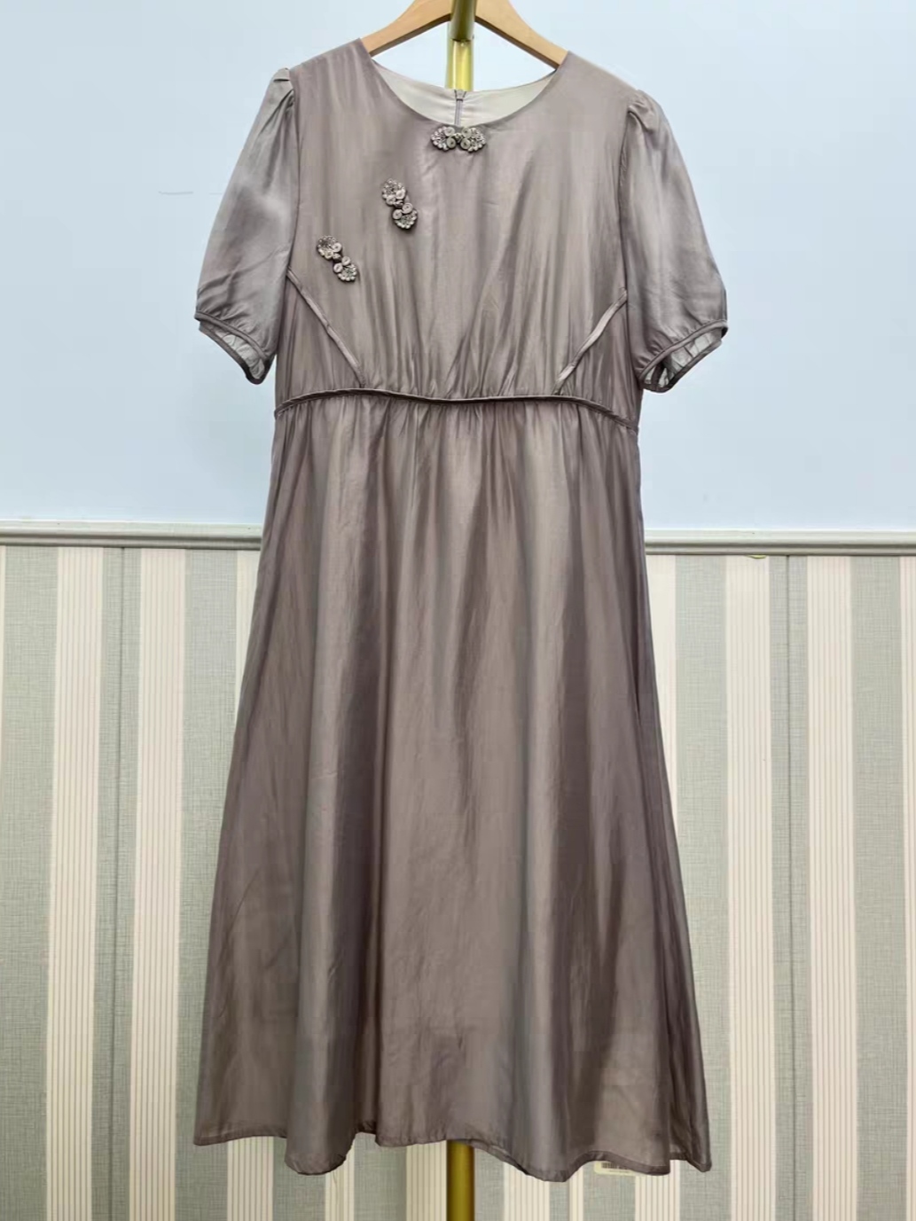 知恩GCCG正品中式国风盘扣温柔气质素雅灰纯色莱赛尔短袖连衣裙