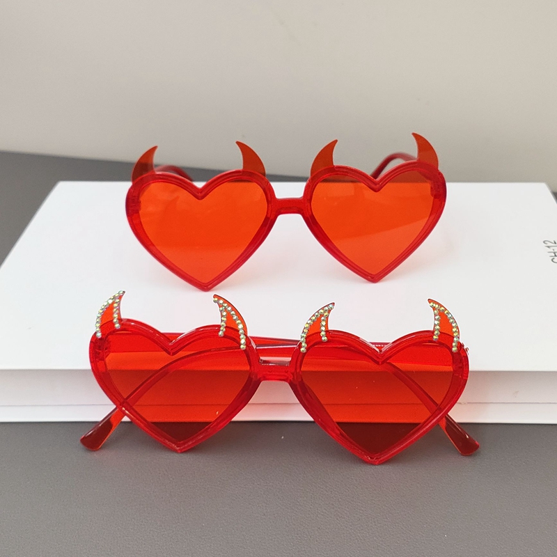 欧美个性恶魔角爱心眼镜女生日派对万圣节舞会装饰搞怪凹造型墨镜