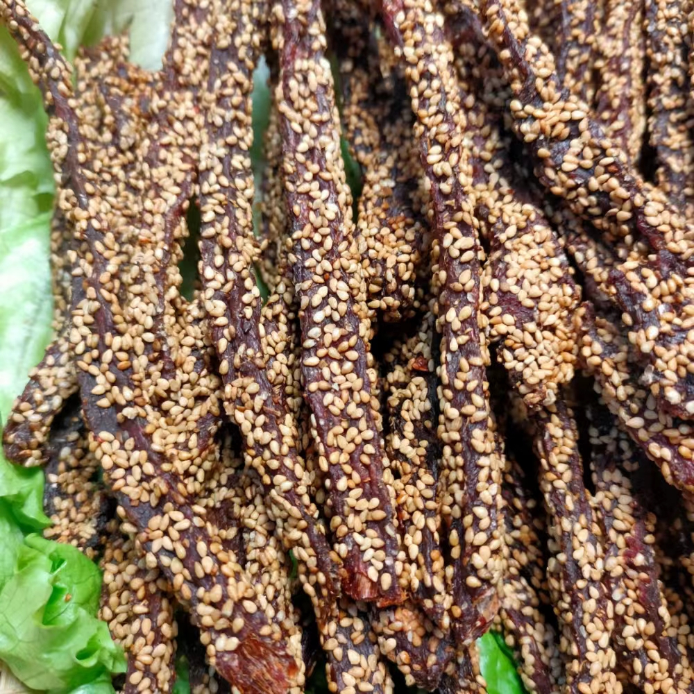 云南德宏特产牛肉干 傣味火烤酥脆芝麻牛肉干 手撕牛肉干开袋即食