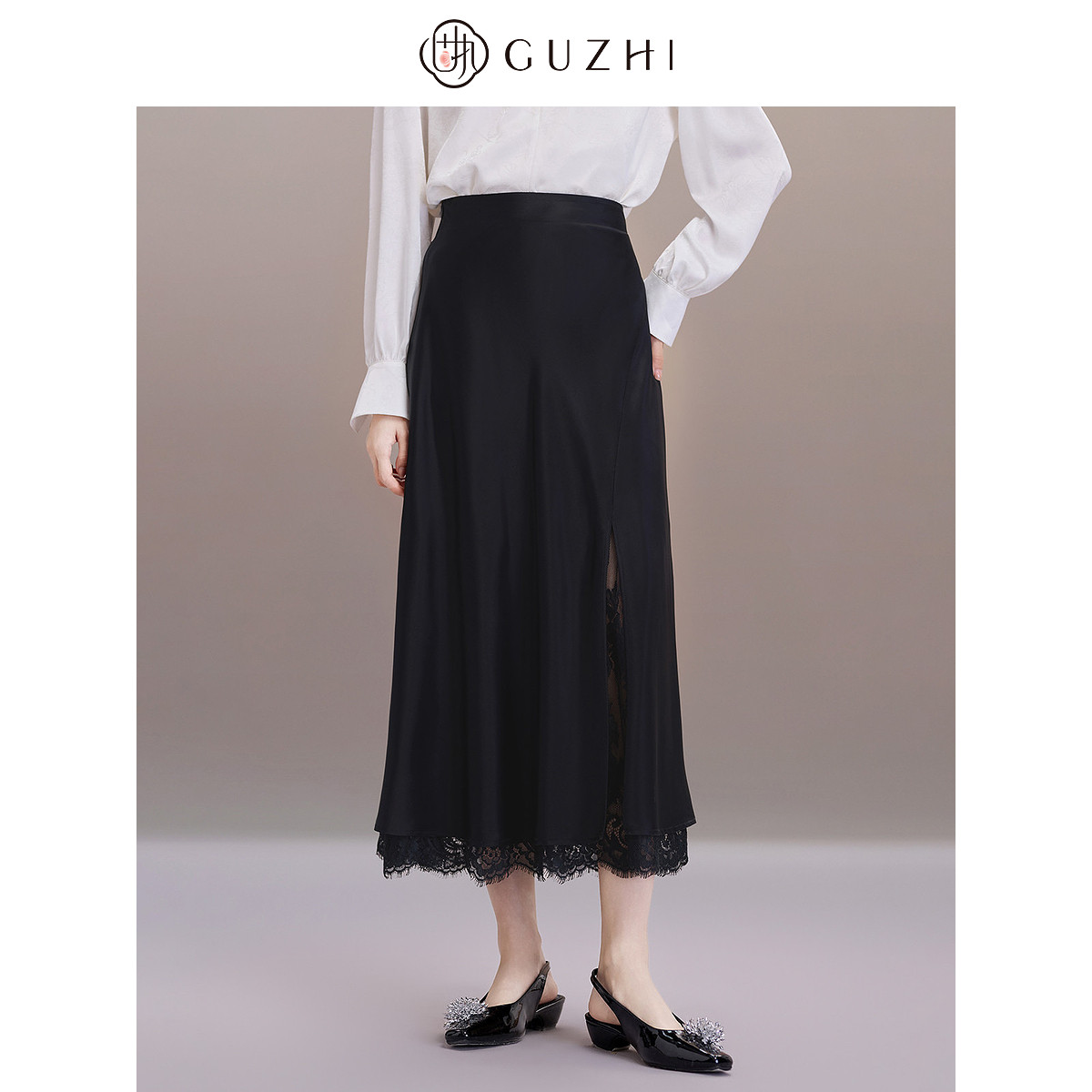 固执2026春季新款法式风气质蕾丝鱼尾醋酸长款a字开衩黑色半身裙