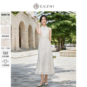 固执2025秋季新款中式盘扣优雅蕾丝收腰挂脖无袖鱼尾长款连衣裙