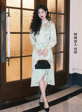 固执春季新款新中式温婉立领盘扣印花长袖连衣裙40041LQ08945