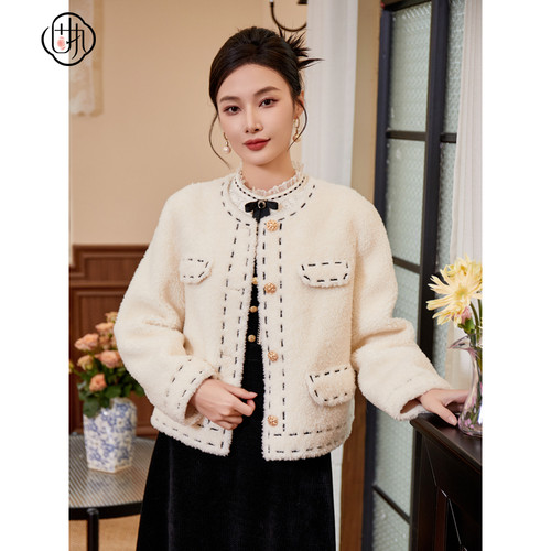 小香风羊羔毛一体 气质百搭圆领短外套女