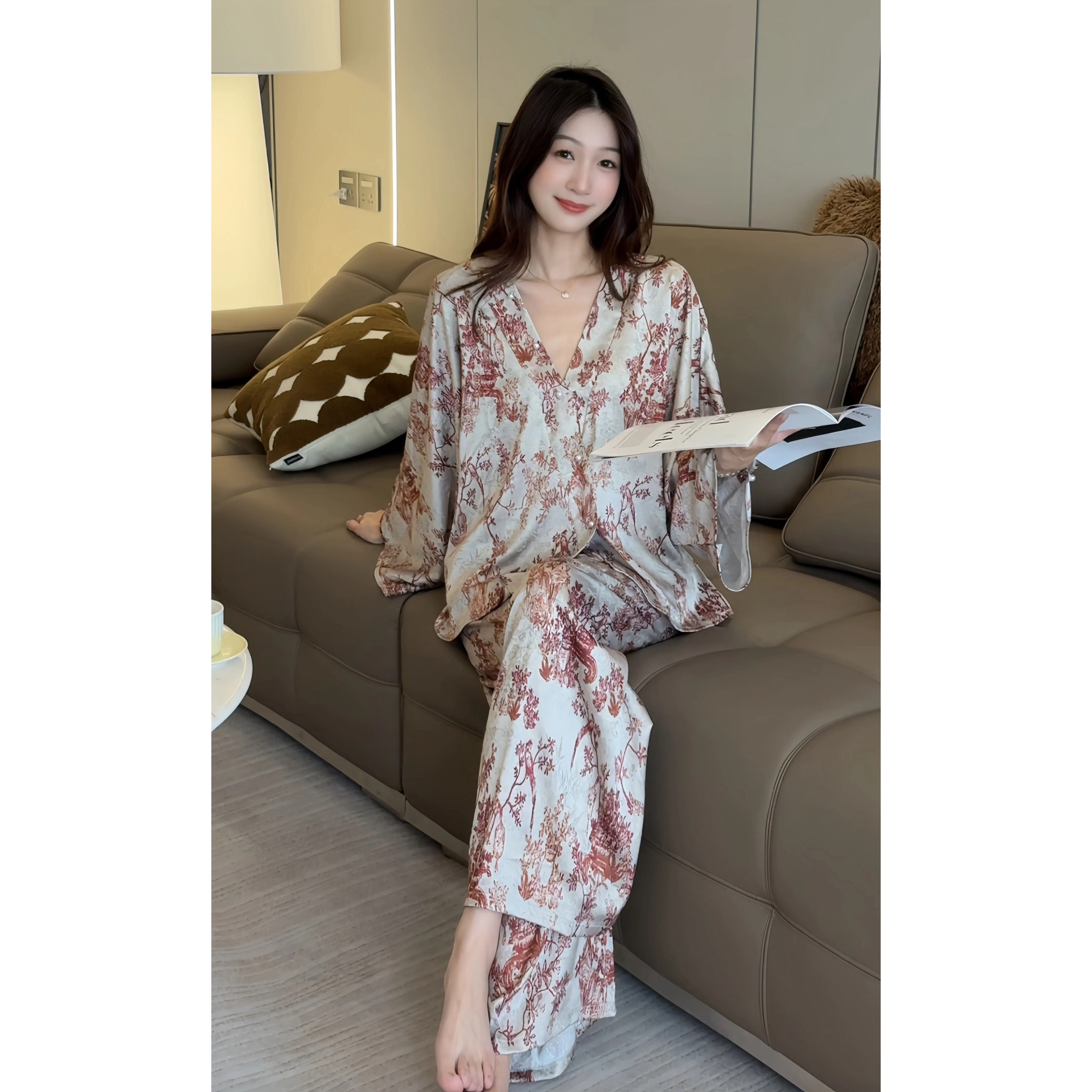 睡衣女款高级轻奢风2026新款V领家居服春季复古长袖长裤外穿套装