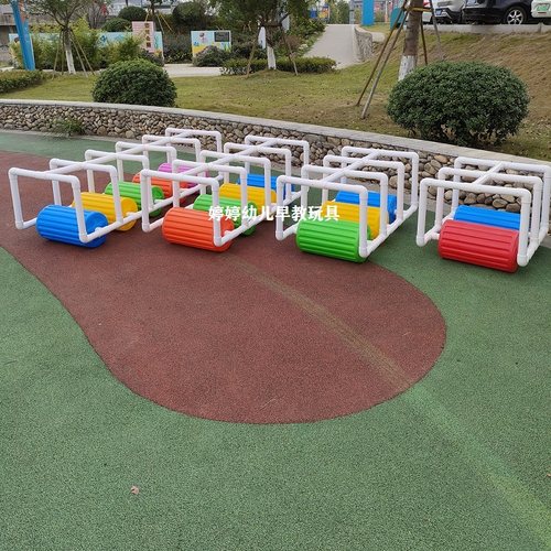 幼儿园户外活动多人滚筒协力车