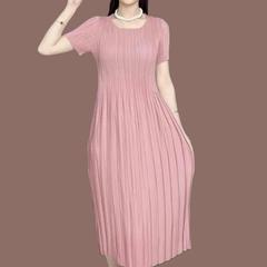夏装新款女纯色宽松气质百褶裙妈妈中长款三宅褶皱连衣裙粉色圆领