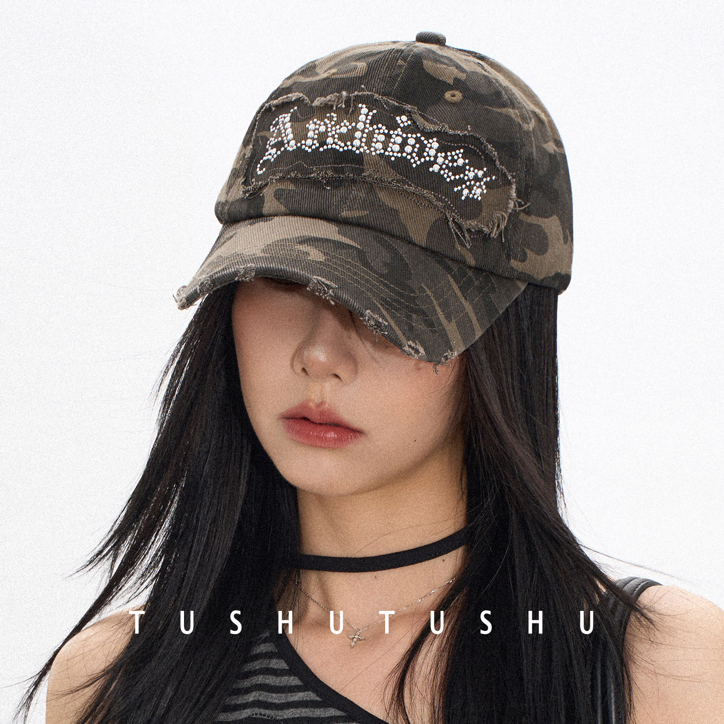 TUshu/迷彩棒球帽女夏新款铆钉字母做旧破洞鸭舌帽街头遮阳帽子潮