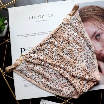 欧美风性感诱惑豹纹蕾丝内裤女一片式冰丝轻柔少女夜店低腰三角裤