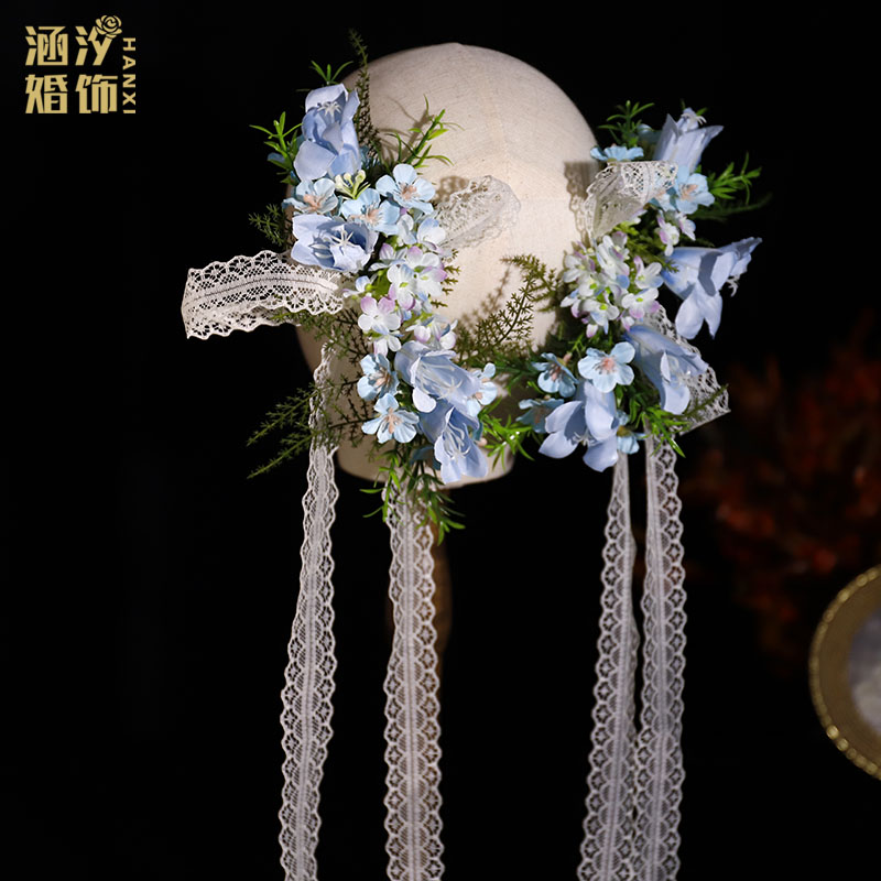 氛围感森系蓝色铃兰花朵对夹