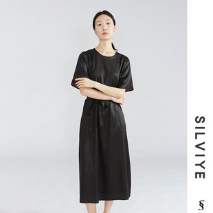 溯也重磅素平缎真丝香云纱连衣裙女100桑蚕丝显瘦小黑裙 SILVIYE