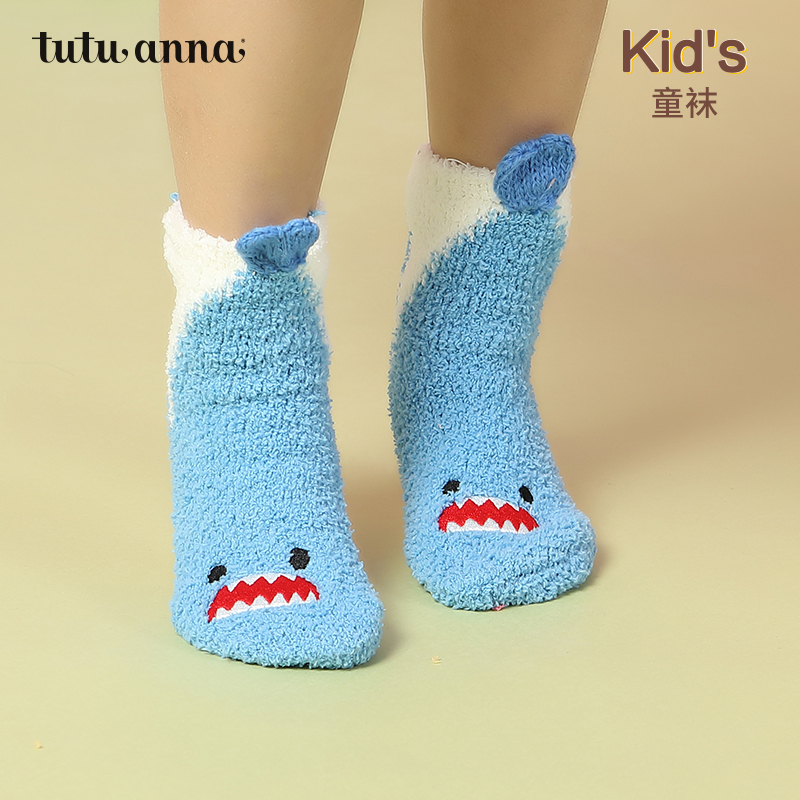 tutuanna可爱保暖毛毛袜