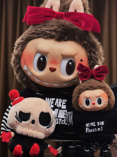 泡泡玛特LABUBU搪胶娃衣服17cm拉布布挂件原创七夕情人节套餐