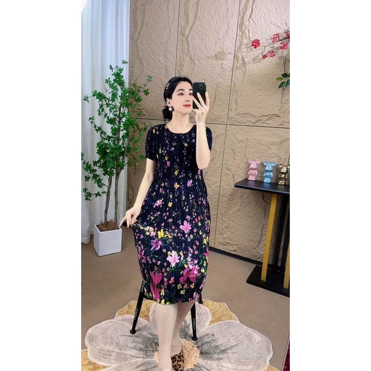 夏季碎花雪纺连衣裙女2025夏新款时尚印花气质短袖洋气妈妈群