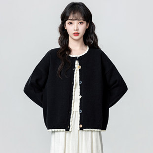 黑色圆领毛衣外套女秋2026秋季新款宽松撞色花边针织开衫短款上衣