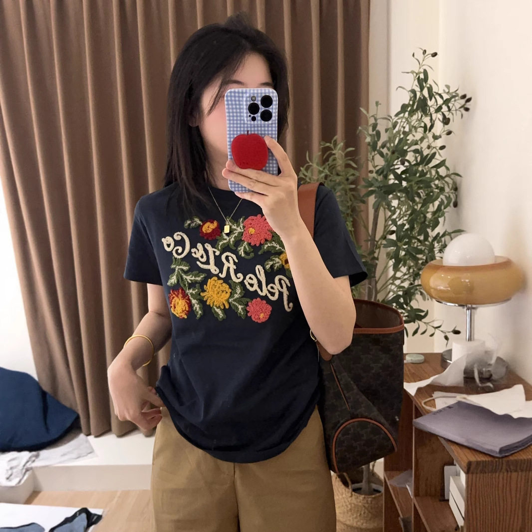 春不晚 藏青色重工花朵刺绣显瘦正肩圆领短袖T恤女2026夏季新款