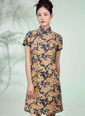 素心从简-中国风复古印花立领短裙