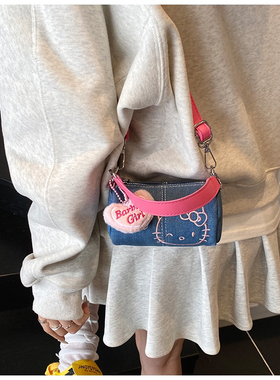 新品！是kitty！真的很难不心动～圆筒手提牛仔hellokitty包包