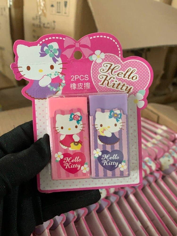 老夫的少女心啊！！连橡皮擦都是hellokitty！两个装的，超好用