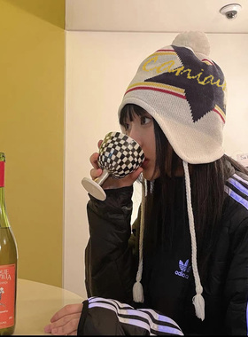 复古星星毛球护耳针织雷锋帽女
