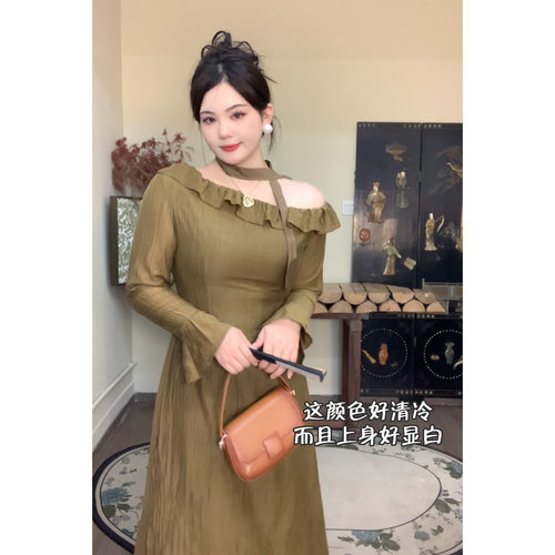 哒头.Studio【枯叶蝶】微胖高级气质微盘mm显瘦大码显瘦连衣裙