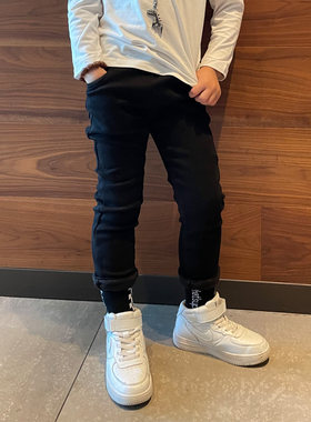 男童加绒小黑裤小脚百搭长裤