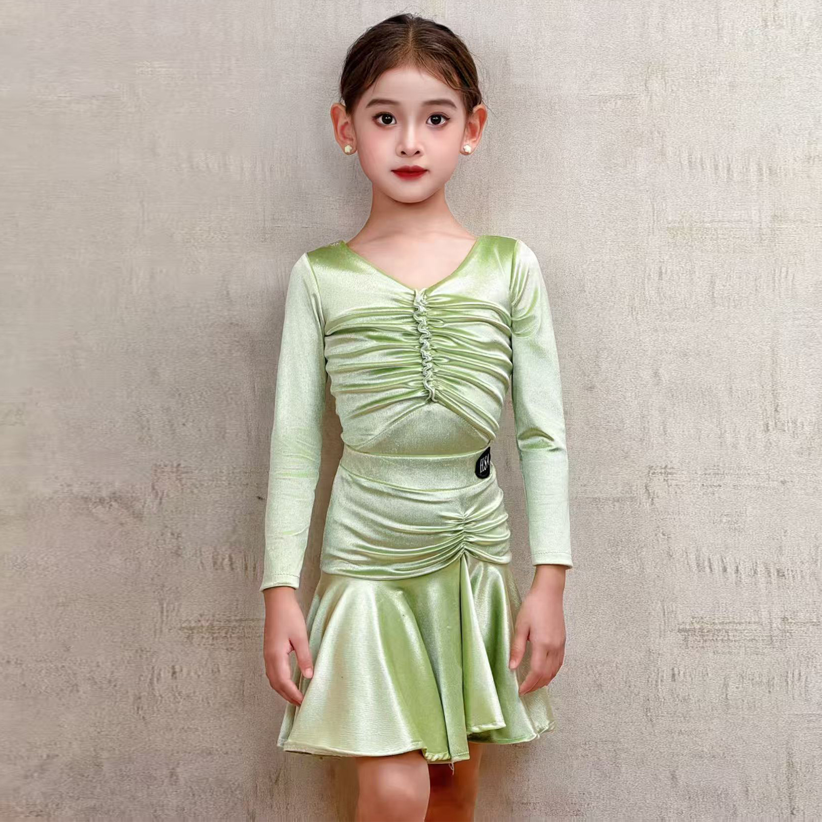 拉丁舞服女童新款高级感演出服套装少儿高级训练服练功服舞蹈服装