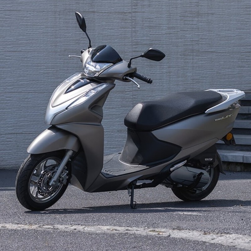 五羊本田LD125摩托车整车国四电喷燃油复古踏板车省油