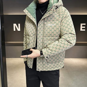 轻薄男士羽绒服冬季2024新款高级感潮牌刺绣连帽冬装衣服男款外套