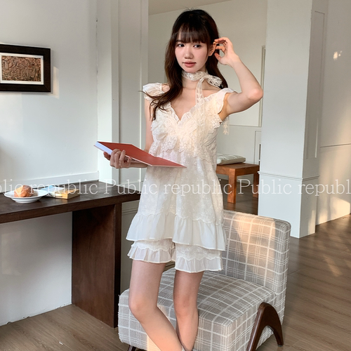 韩国Public republic 睡衣女纯色刺绣甜美简约带胸垫吊带家居套装