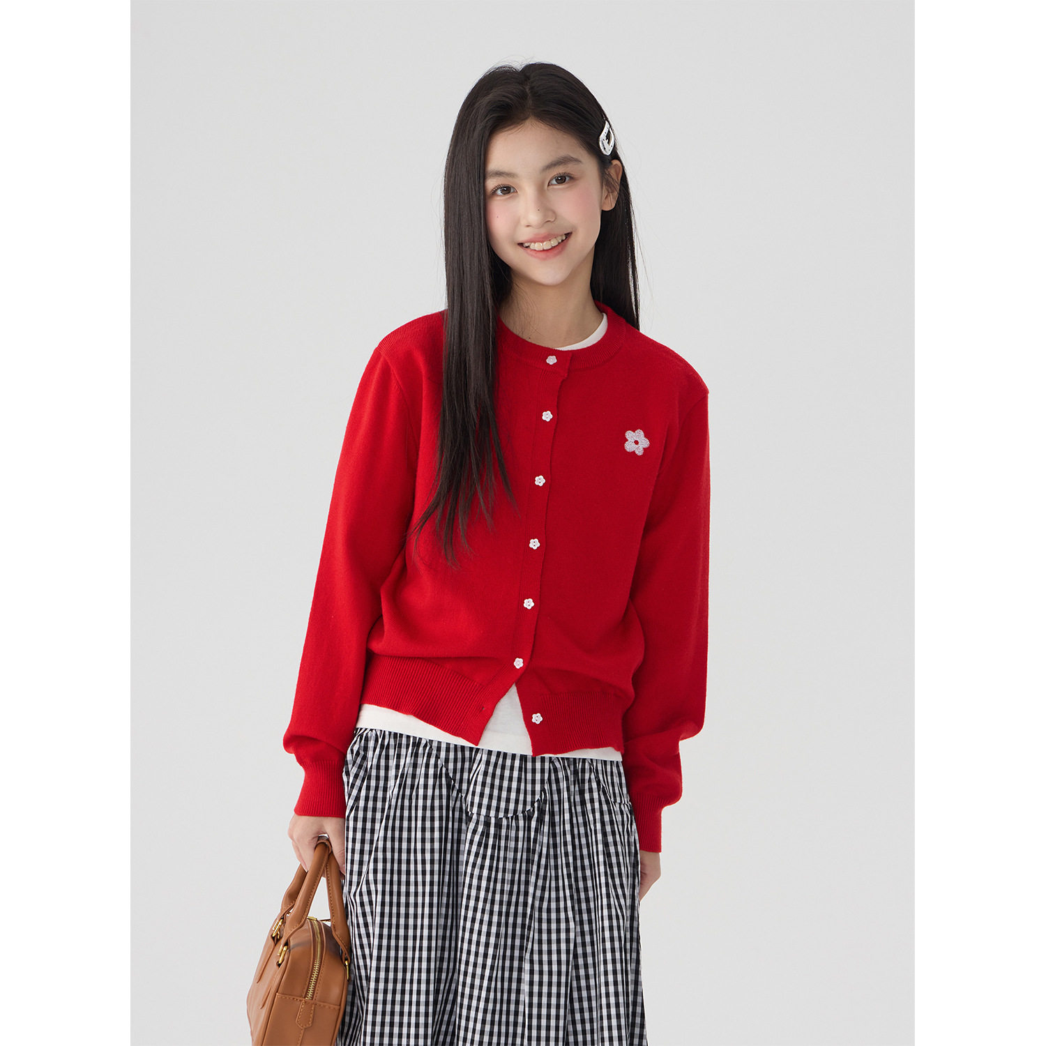 女童刺绣花朵毛衣开衫2026春装新款儿童短款洋气休闲针织衫上衣潮