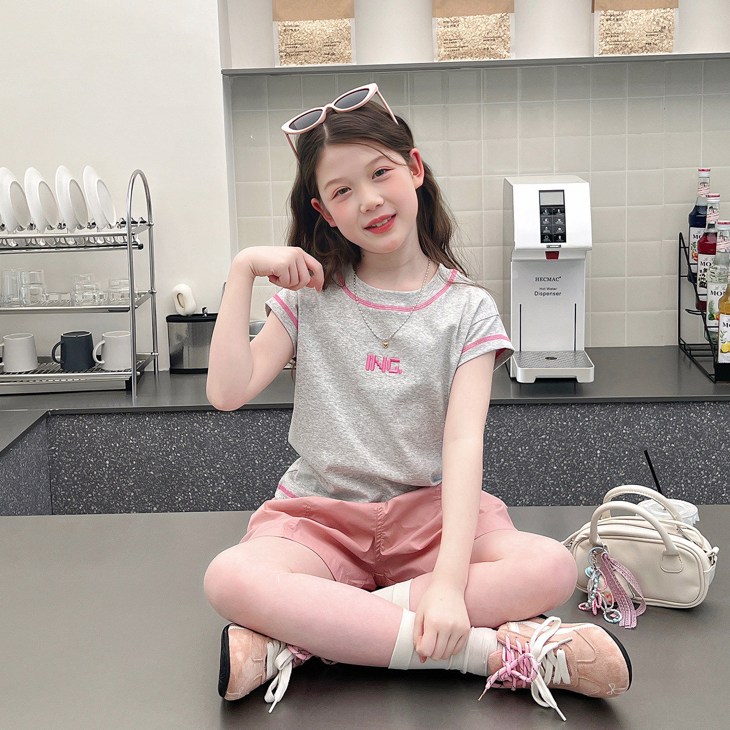 大童短款修身t恤女童洋气网红上衣儿童韩版潮搭短袖2026夏装新款